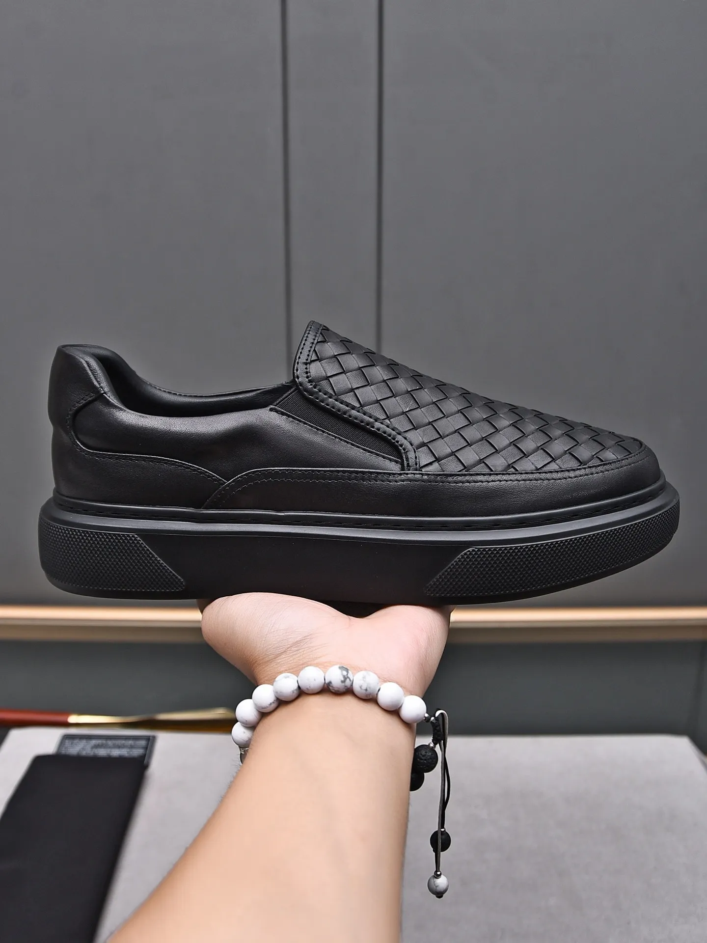 Men's Men's Shoes💰520 [One-step-up] BOTTEG* VENET* - high-end boutique Size: 38-44 (45 customized) BV new product, first-layer cowhide artificially woven classic style and contemporary fashion temperament harmoniously blend, rubber sole is light and flexible, water-dyed cowhide lining! [Taobao, Tmall, and live streaming are the first choices]